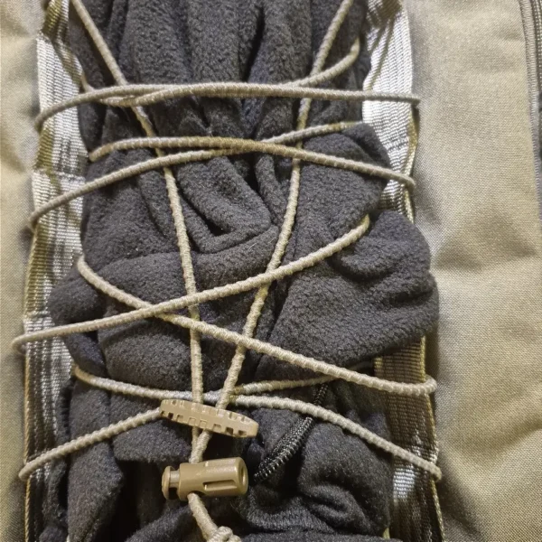 Fleece jacket with drawstring fastenings. Fleece jacket with drawstring fastenings.